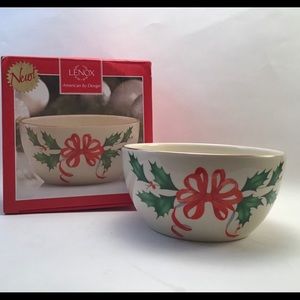Beautiful Lenox Holliday Nut Candy bowl